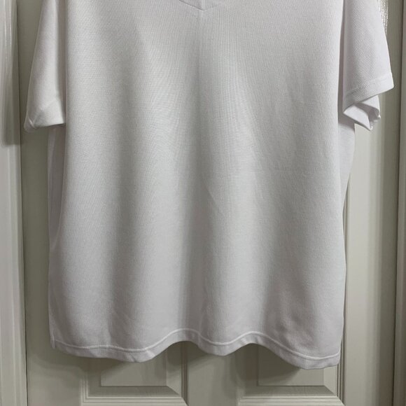Capistrano Essential Women's White Ribbed Blouse Size 22/24 NWOT - Picture 2 of 5